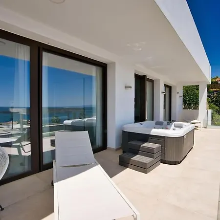 Nairobi Estepona