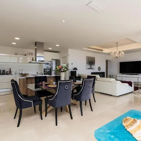 Villa Nairobi Estepona